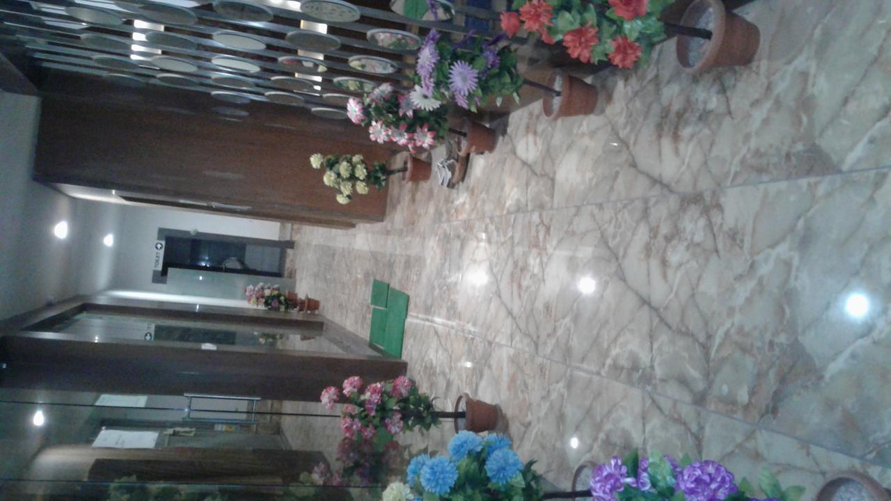 Hotel The Grand Parshwanath Sankeshvar Екстер'єр фото