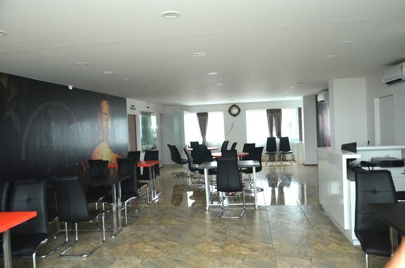 Hotel The Grand Parshwanath Sankeshvar Екстер'єр фото